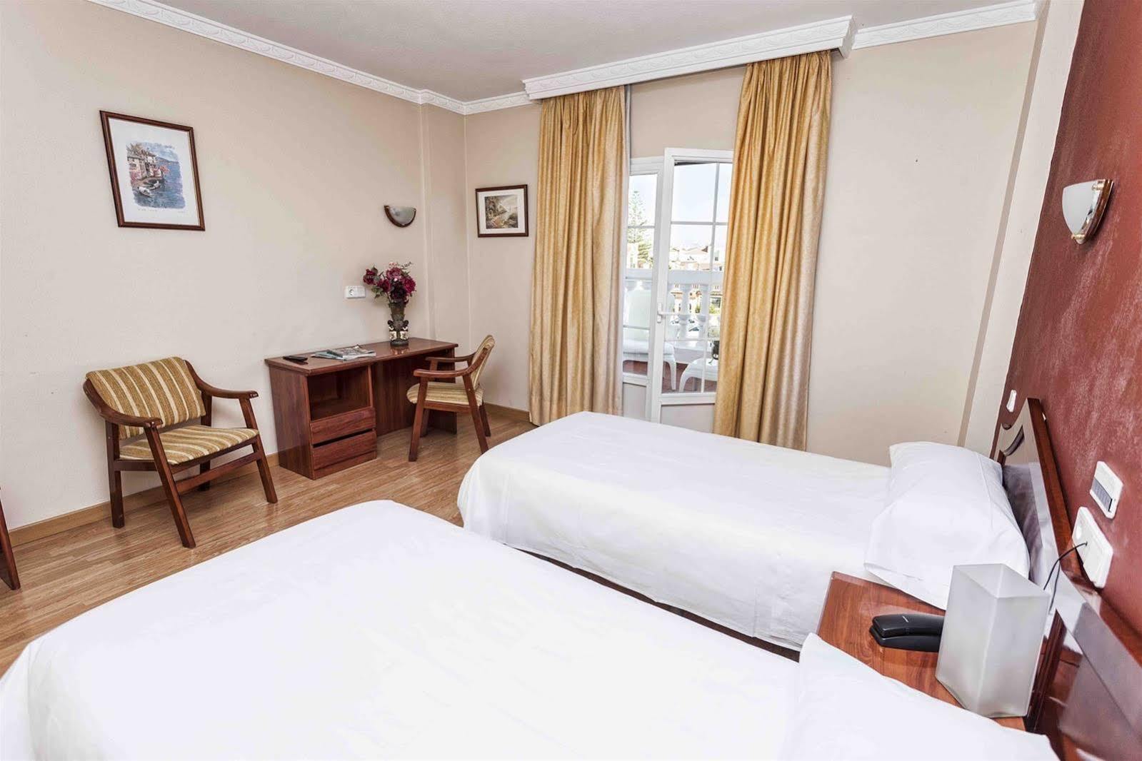 Hotel Carabela Santa Maria มาซากอน ภายนอก รูปภาพ